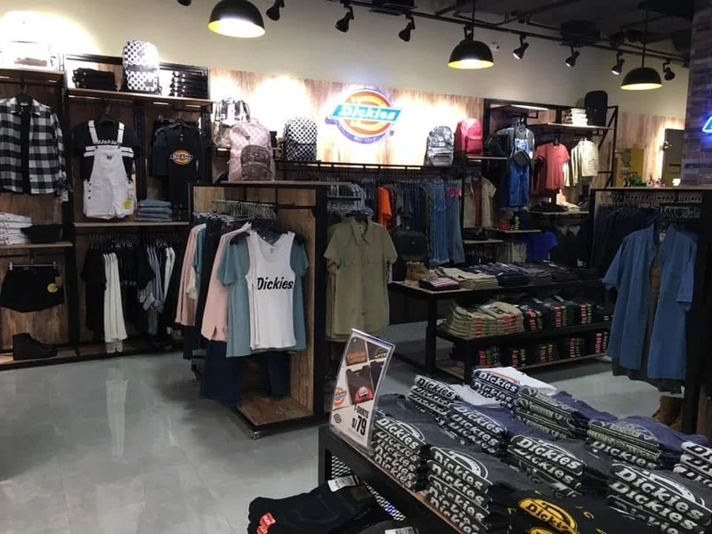 Visual merchandising integral de tienda textil